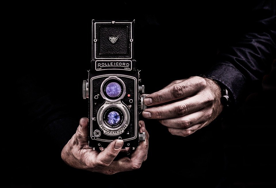 macchina-fotografica-vecchia